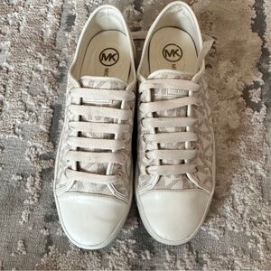🌺🌺Sneakers Michael Kors White and Gold ladies US 10